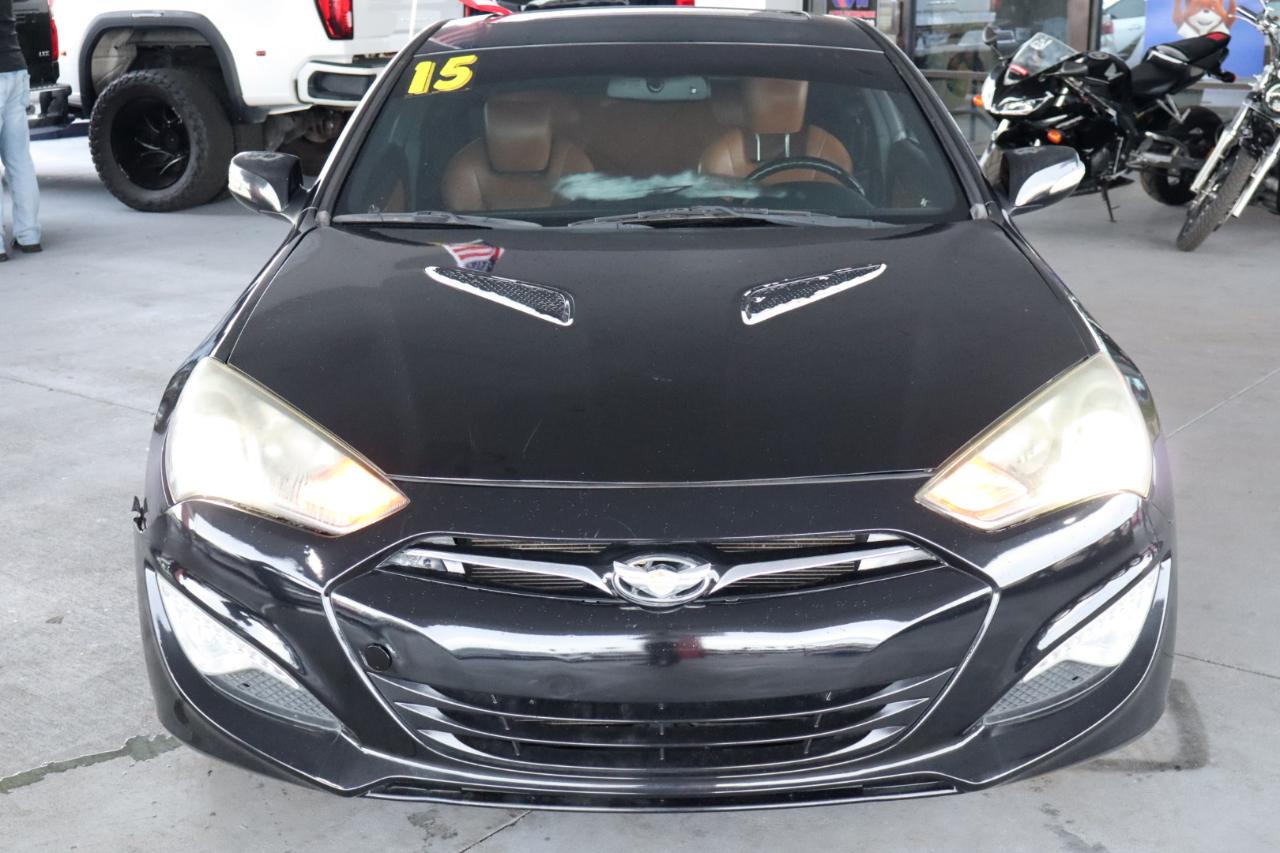 Hyundai Genesis Coupe 2dr 3.8L Man Ultimate w/Tan Seats 2015
