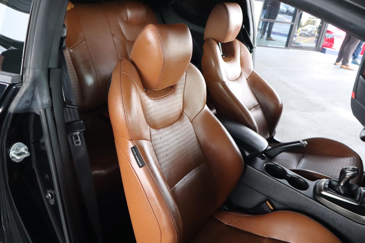 Hyundai Genesis Coupe 2dr 3.8L Man Ultimate w/Tan Seats 2015