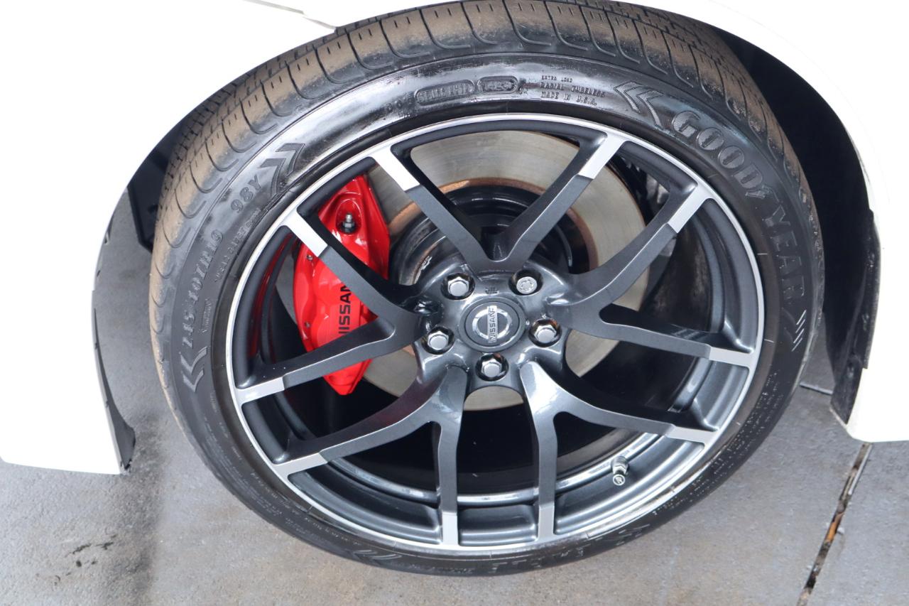 Nissan 370Z Coupe NISMO Auto 2018