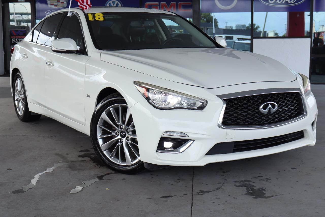 Infiniti Q50 3.0t LUXE RWD 2019