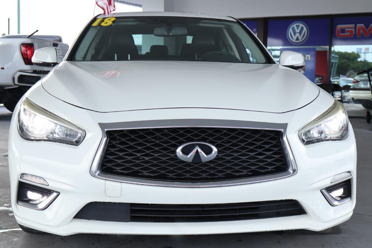 Infiniti Q50 3.0t LUXE RWD 2019