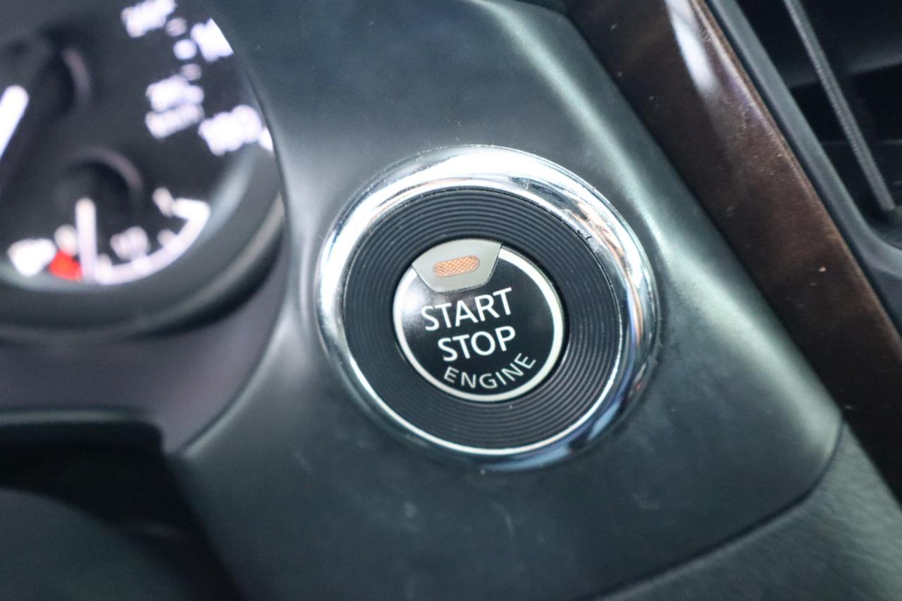 Infiniti Q50 3.0t LUXE RWD 2019