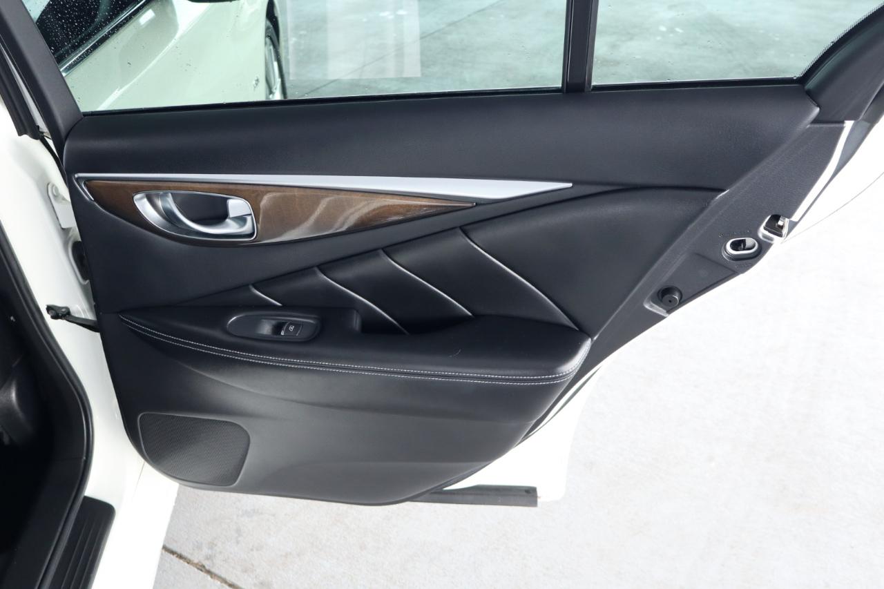 Infiniti Q50 3.0t LUXE RWD 2019