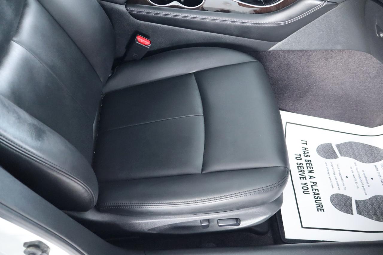 Infiniti Q50 3.0t LUXE RWD 2019