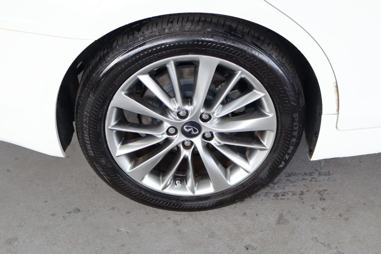 Infiniti Q50 3.0t LUXE RWD 2019