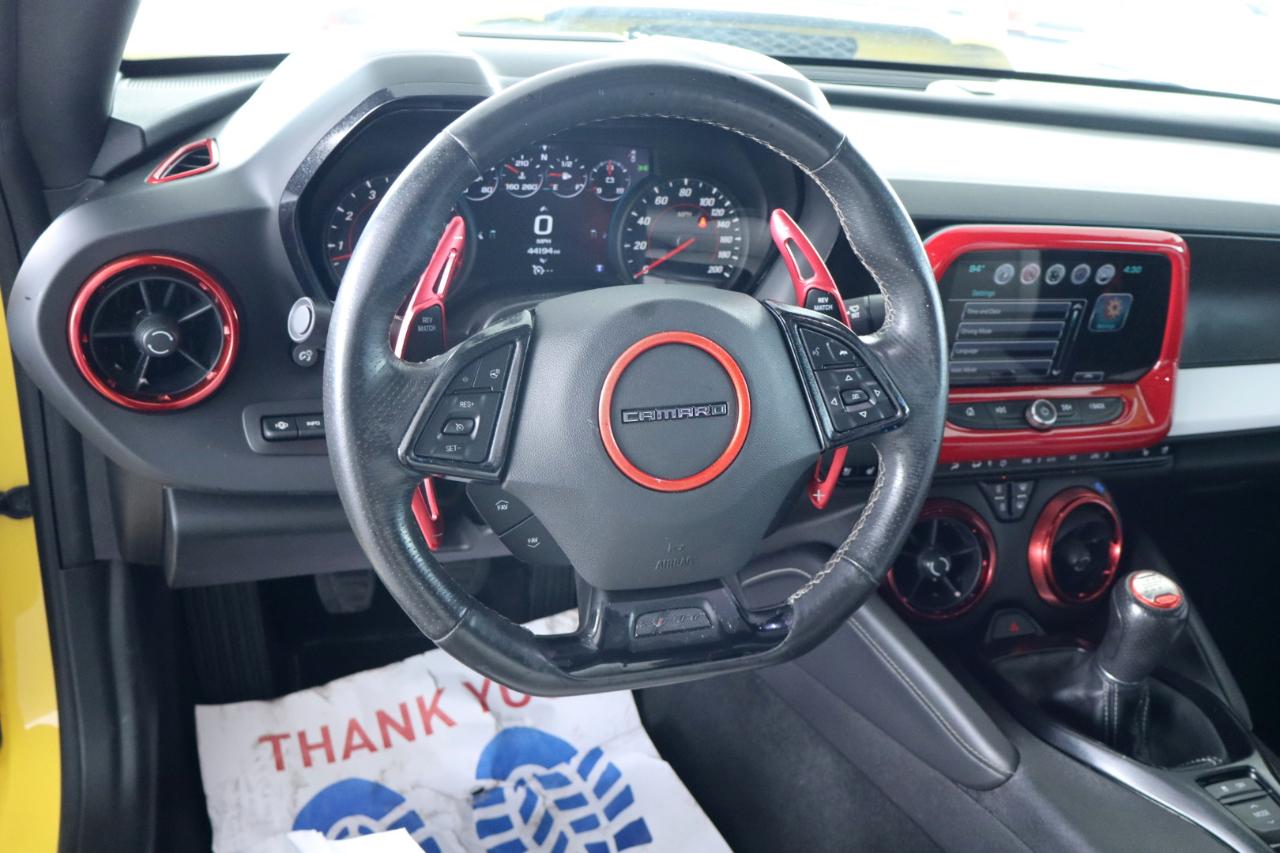 Chevrolet Camaro 2dr Cpe 2SS 2017