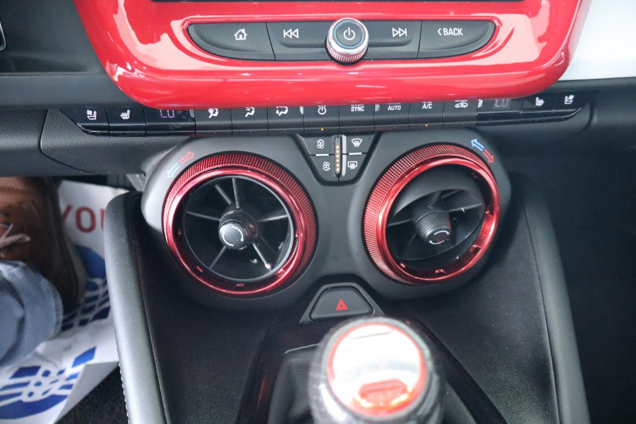 Chevrolet Camaro 2dr Cpe 2SS 2017
