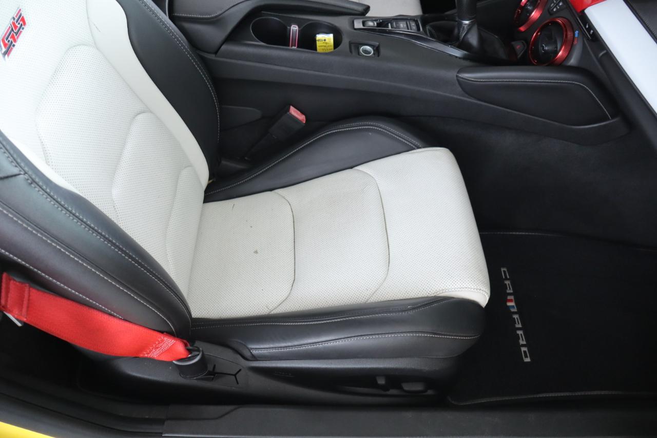 Chevrolet Camaro 2dr Cpe 2SS 2017