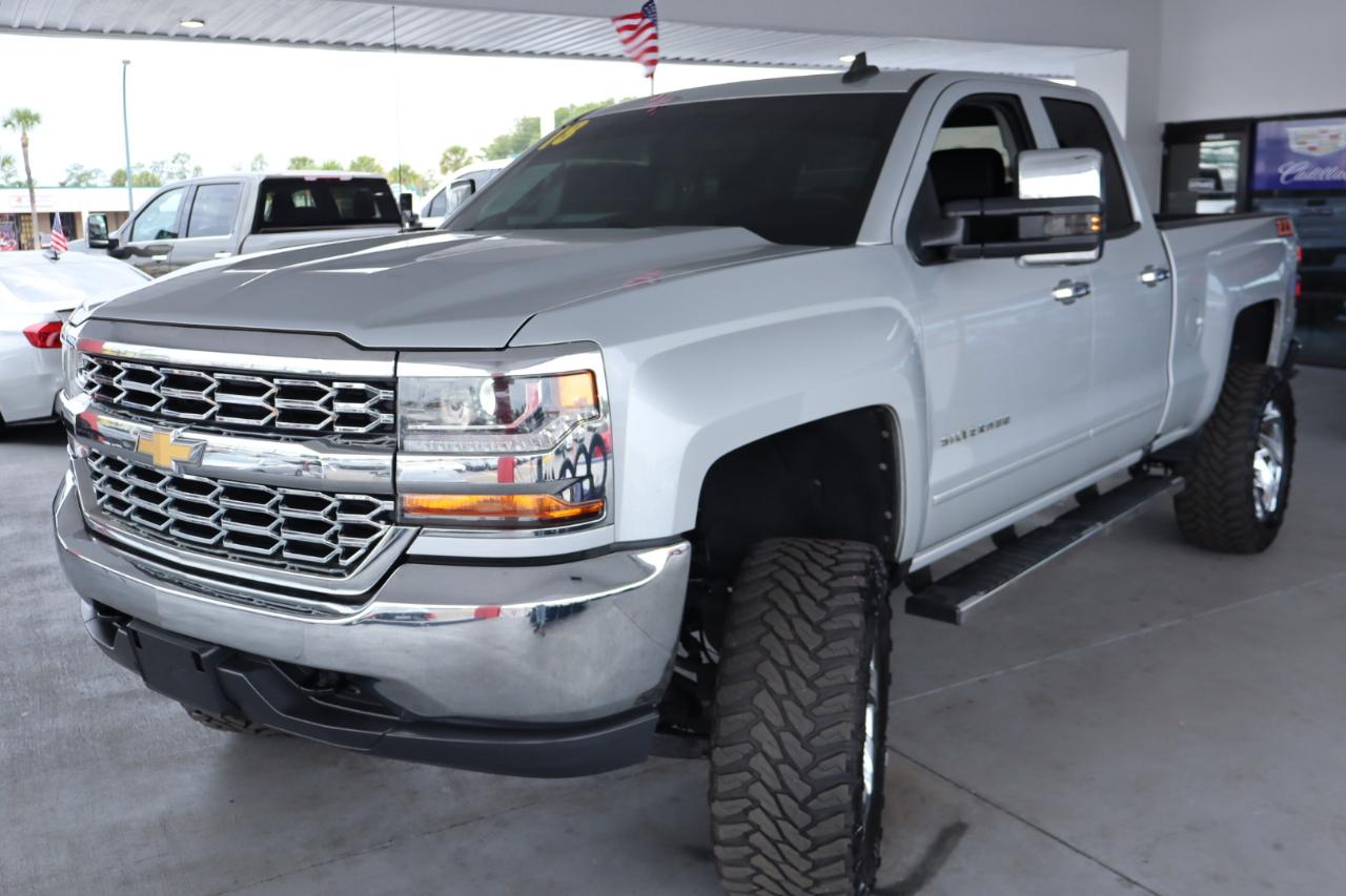 Chevrolet Silverado 1500 4WD Double Cab 143.5" LT w/1LT 2018
