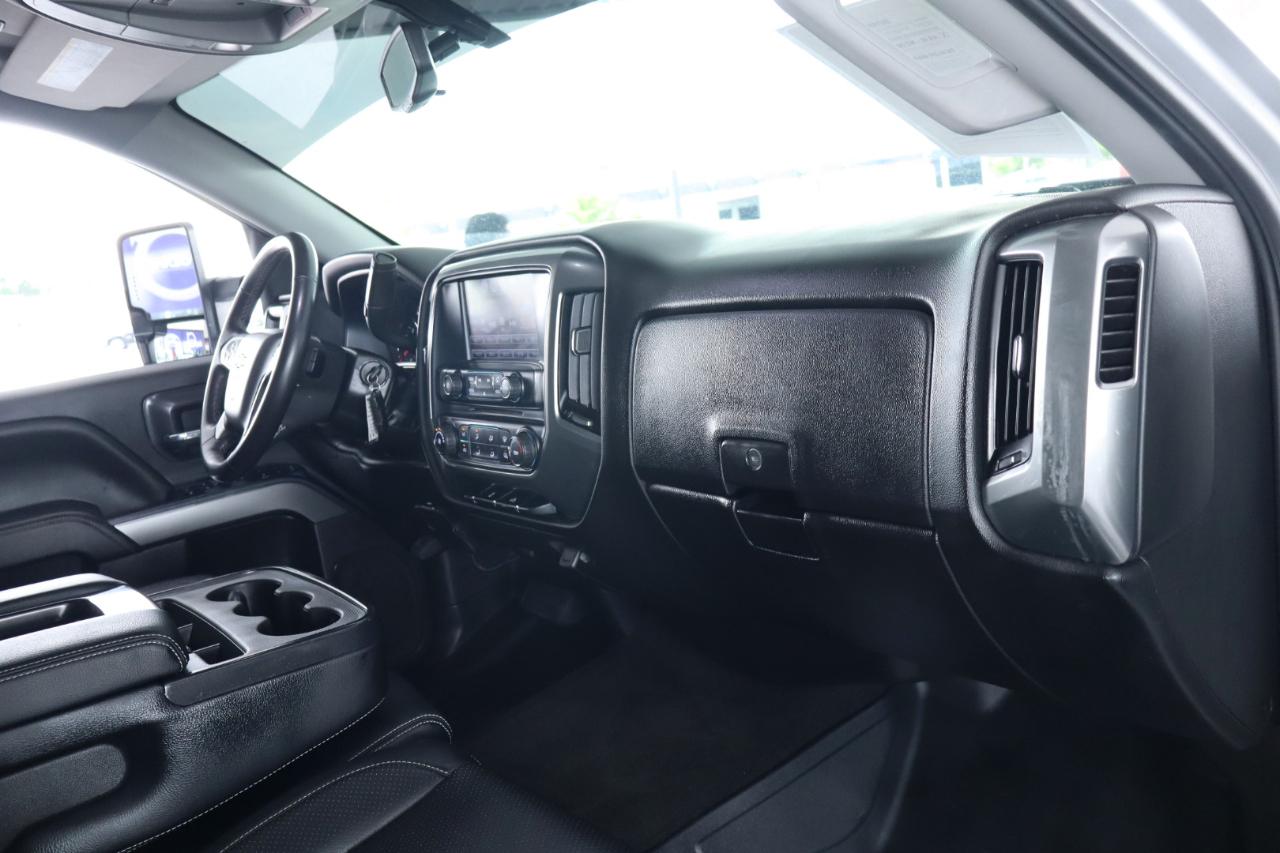 Chevrolet Silverado 1500 4WD Double Cab 143.5" LT w/1LT 2018