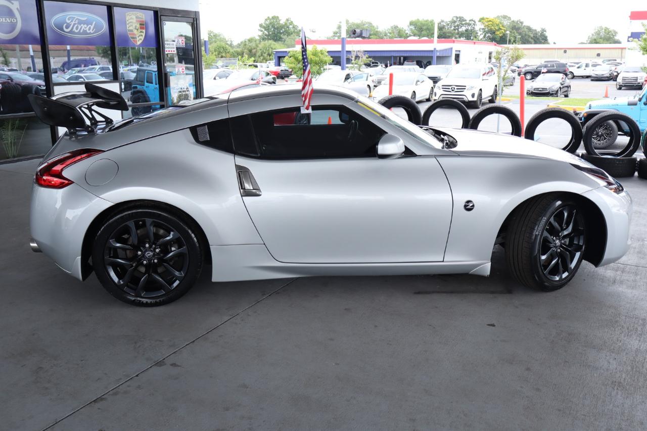 Nissan 370Z Coupe Manual 2019
