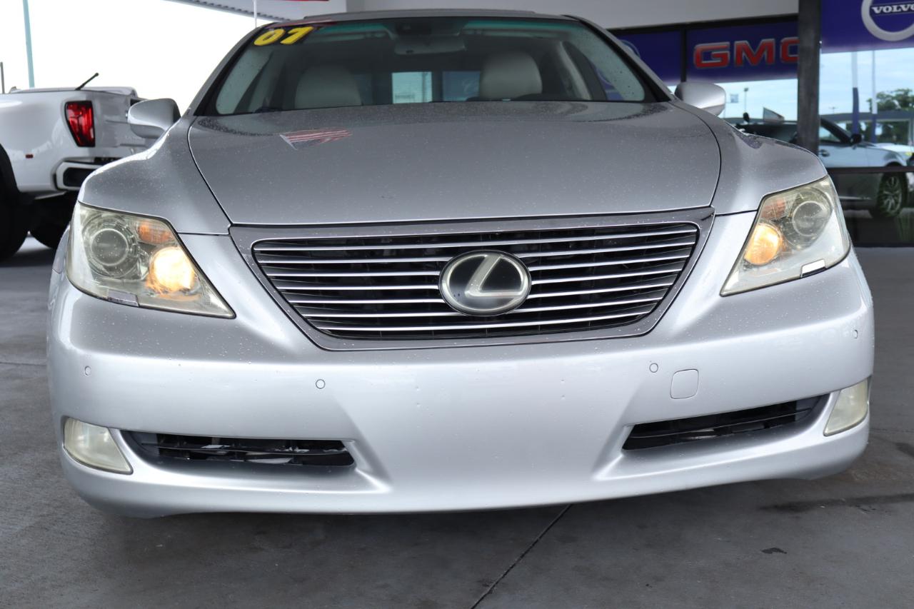 Lexus LS 460 4dr Sdn LWB 2007