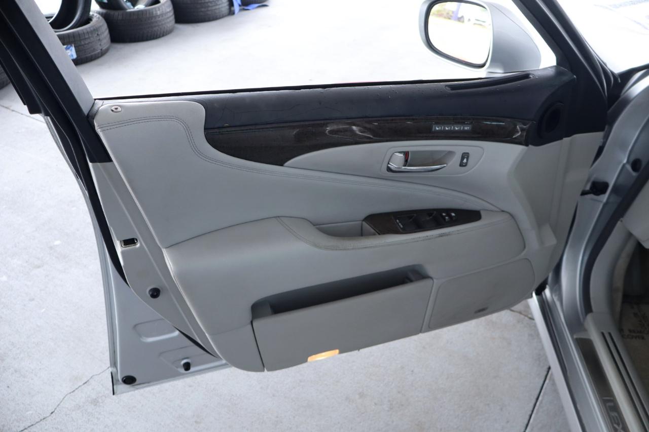 Lexus LS 460 4dr Sdn LWB 2007