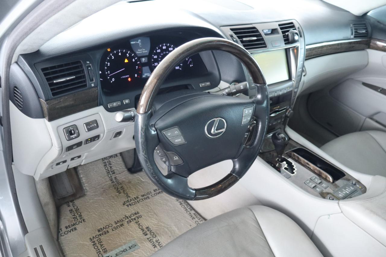 Lexus LS 460 4dr Sdn LWB 2007