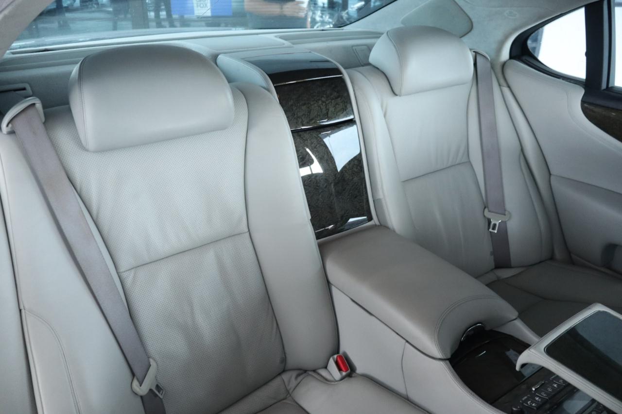 Lexus LS 460 4dr Sdn LWB 2007