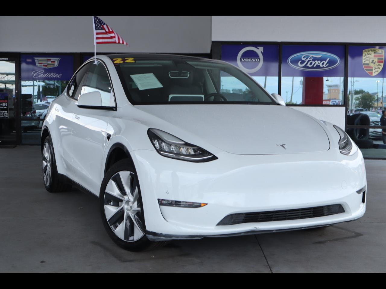 Tesla Model Y Long Range AWD 2023