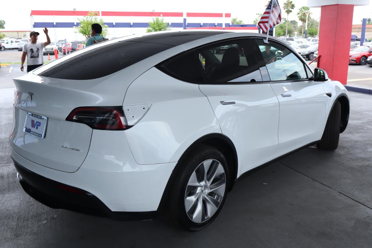 Tesla Model Y Long Range AWD 2023