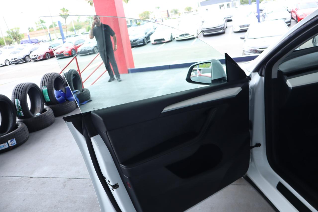 Tesla Model Y Long Range AWD 2023