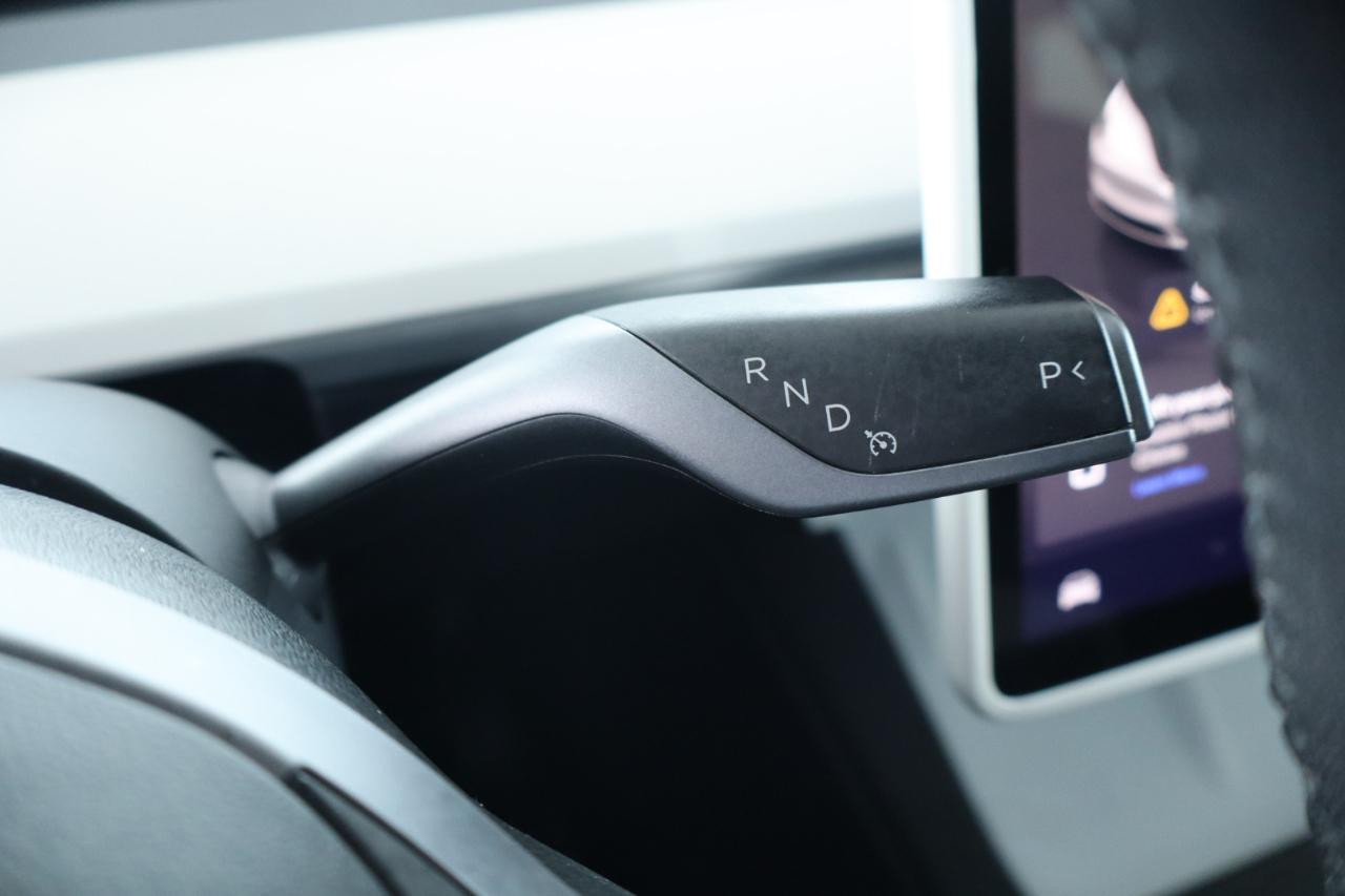 Tesla Model Y Long Range AWD 2023