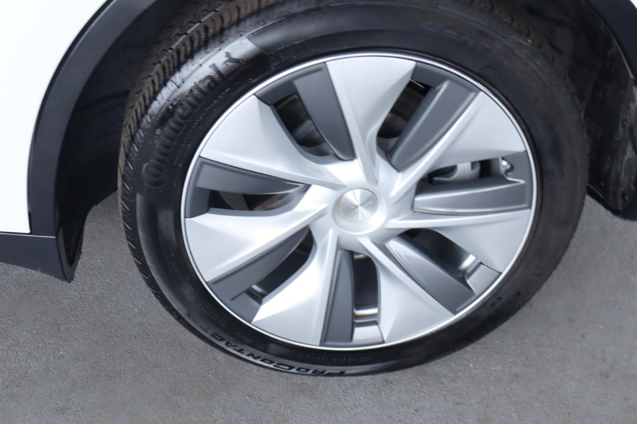 Tesla Model Y Long Range AWD 2023