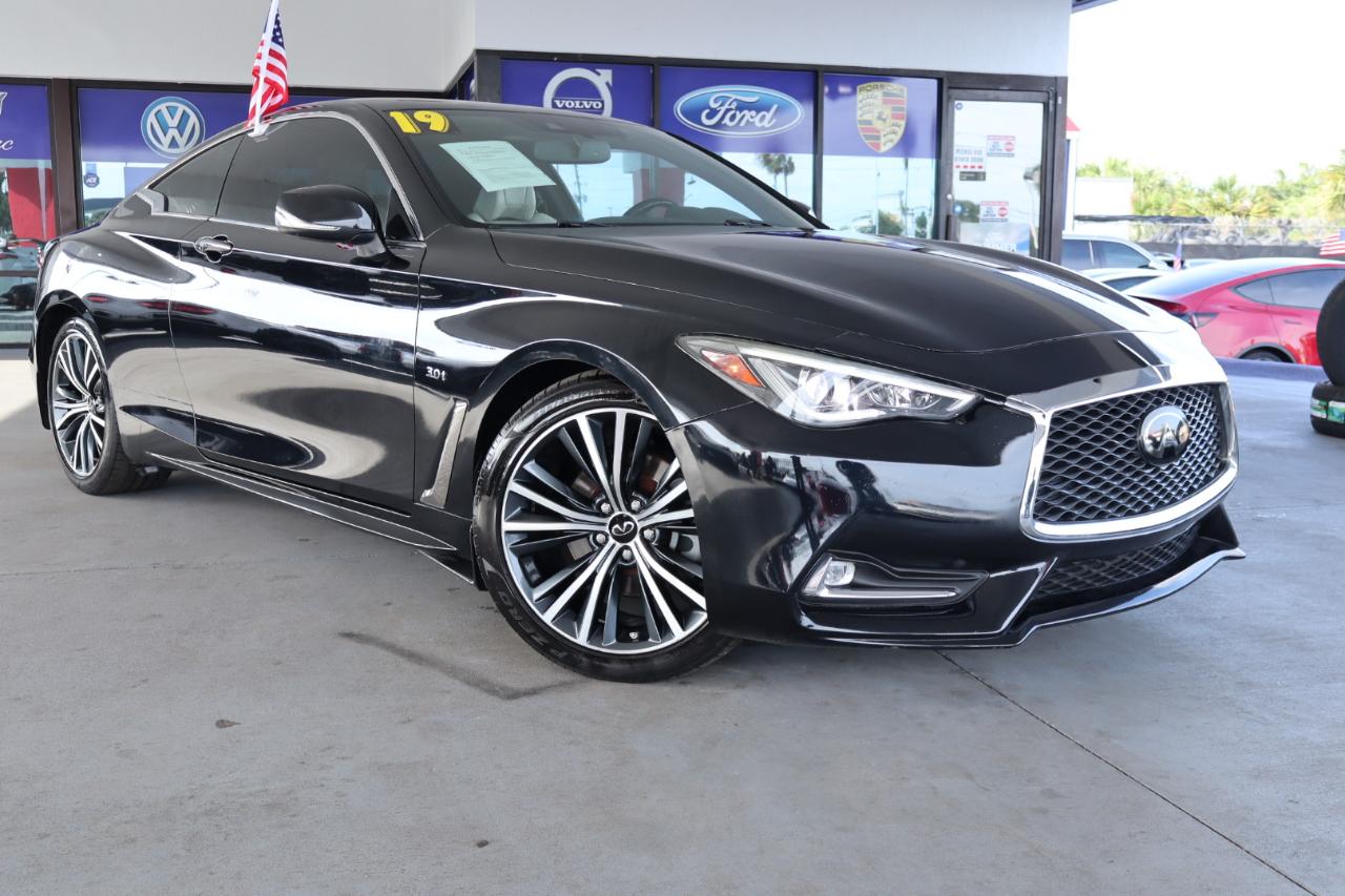 Infiniti Q60 3.0t LUXE RWD 2020