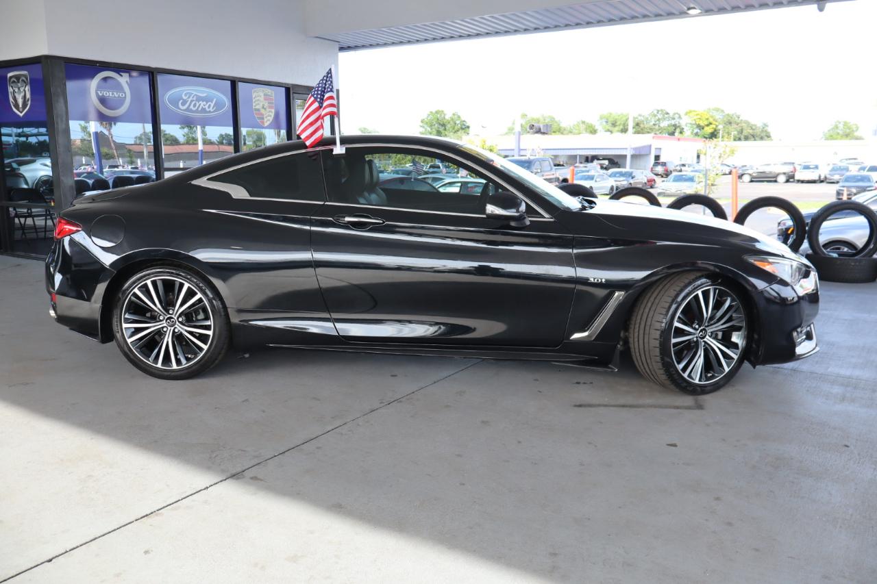 Infiniti Q60 3.0t LUXE RWD 2020