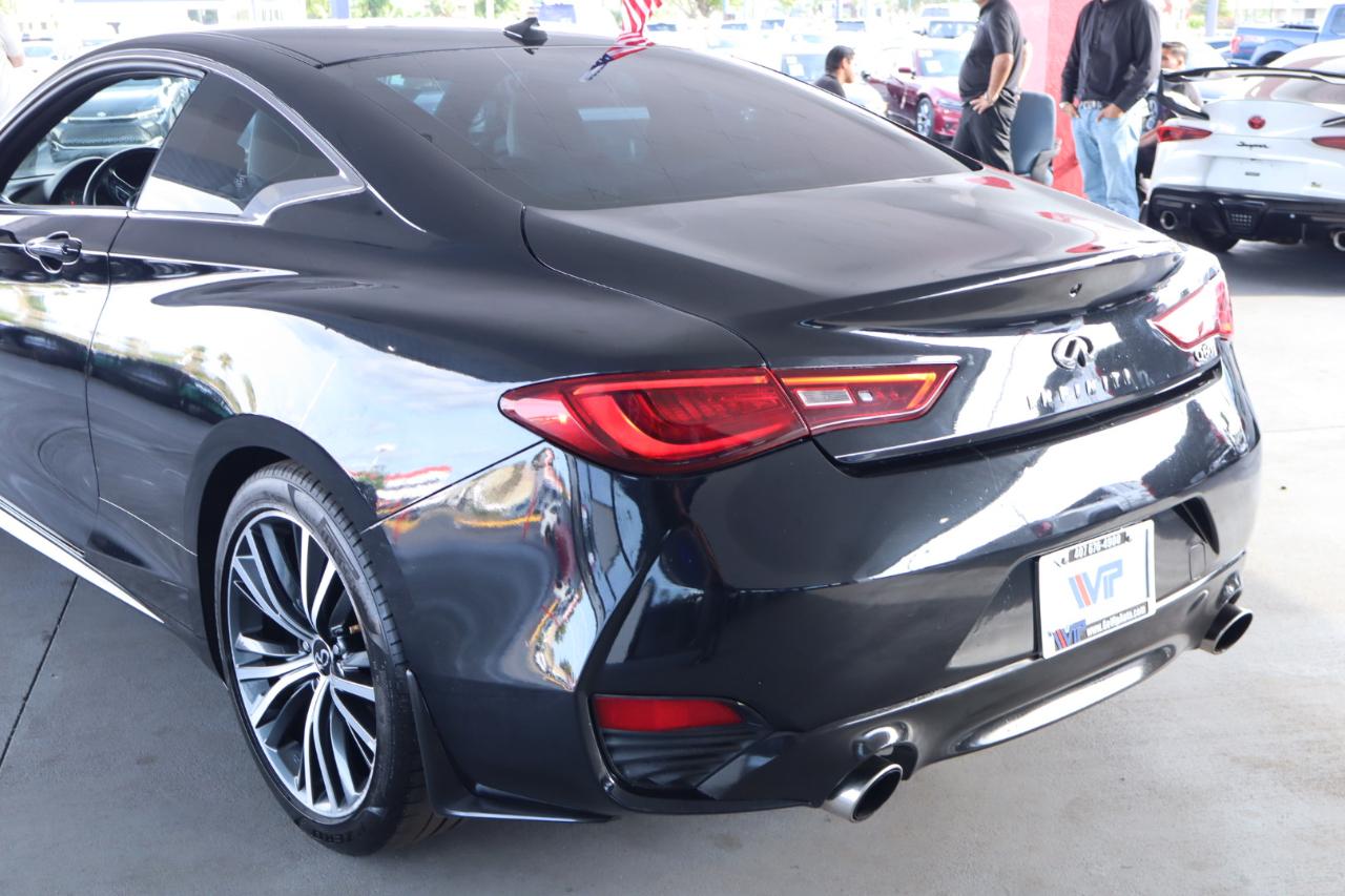 Infiniti Q60 3.0t LUXE RWD 2020