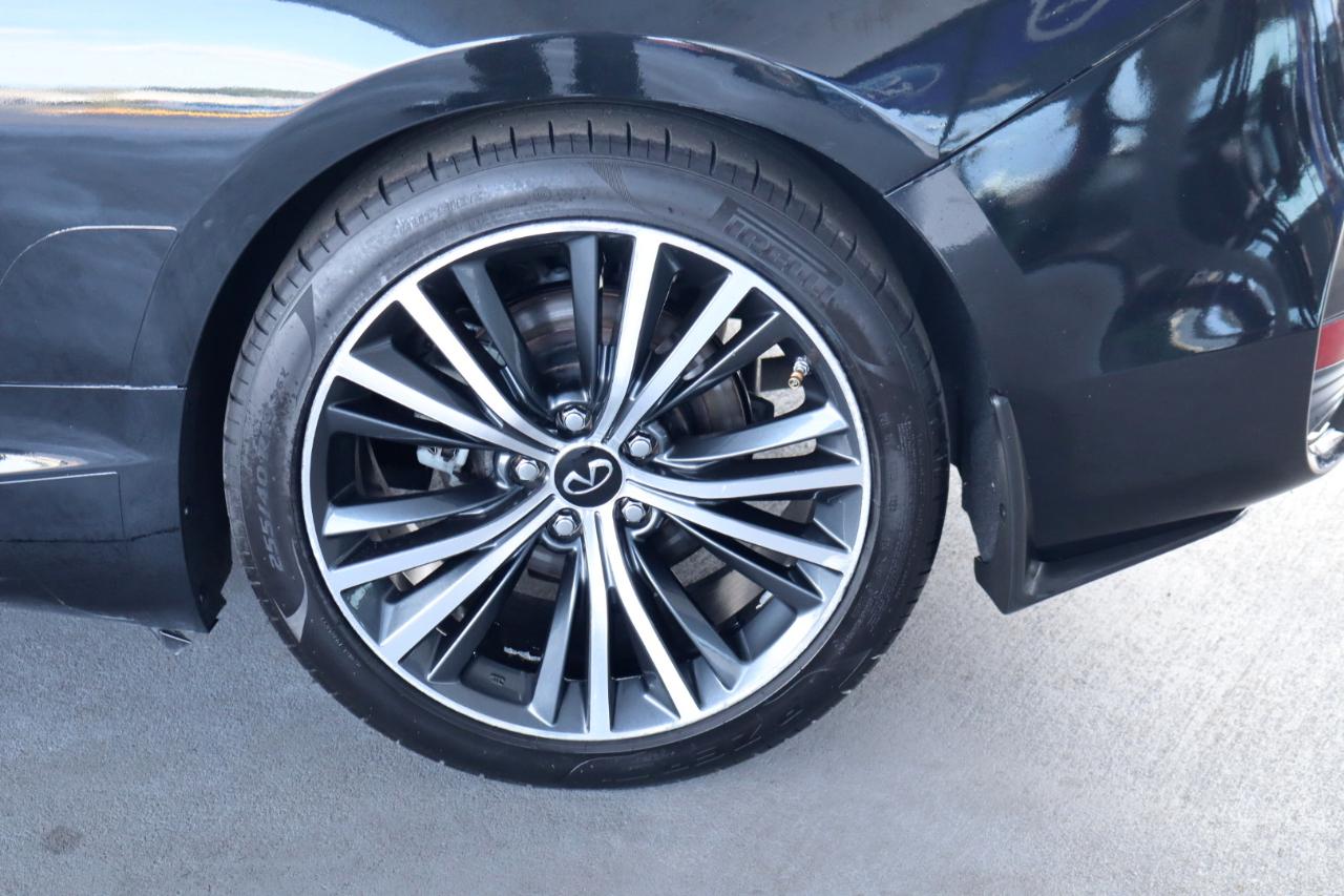 Infiniti Q60 3.0t LUXE RWD 2020