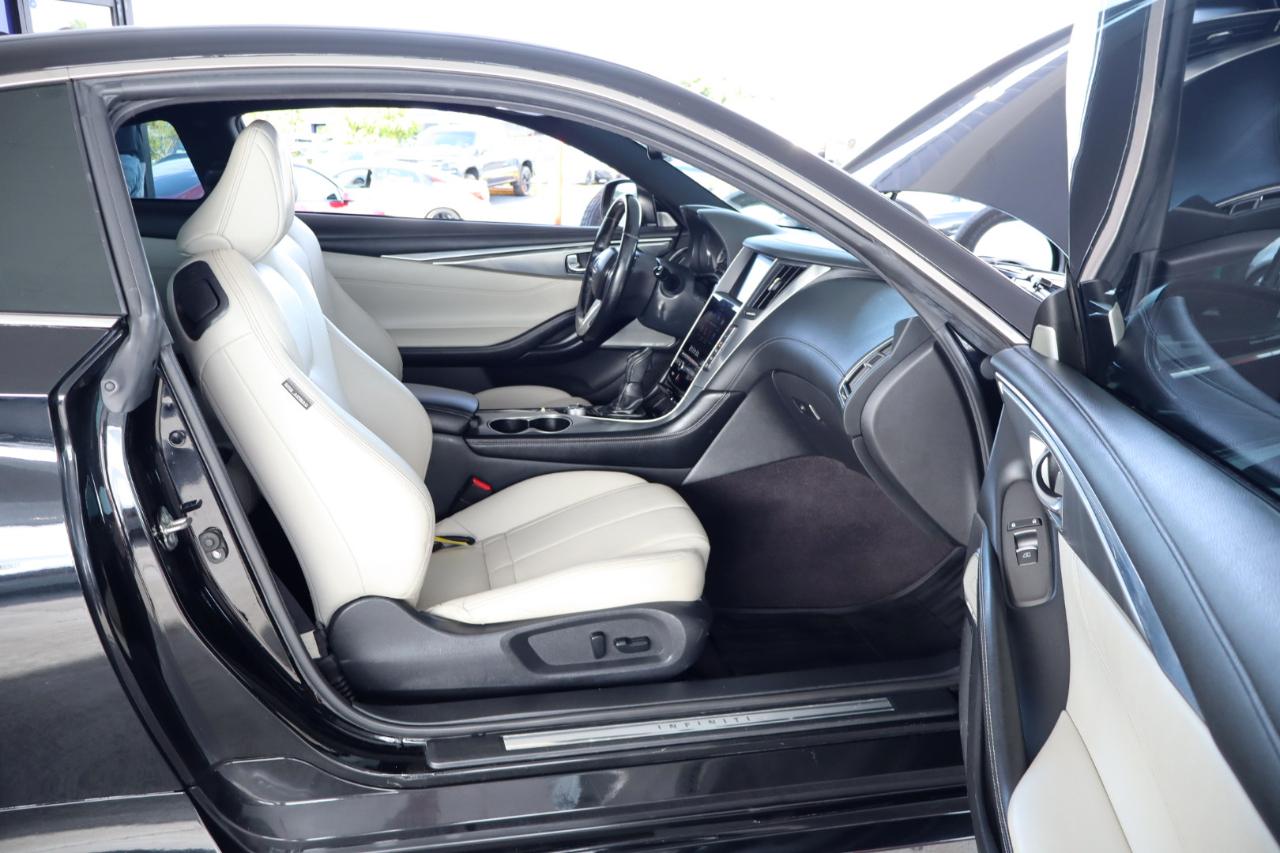Infiniti Q60 3.0t LUXE RWD 2020