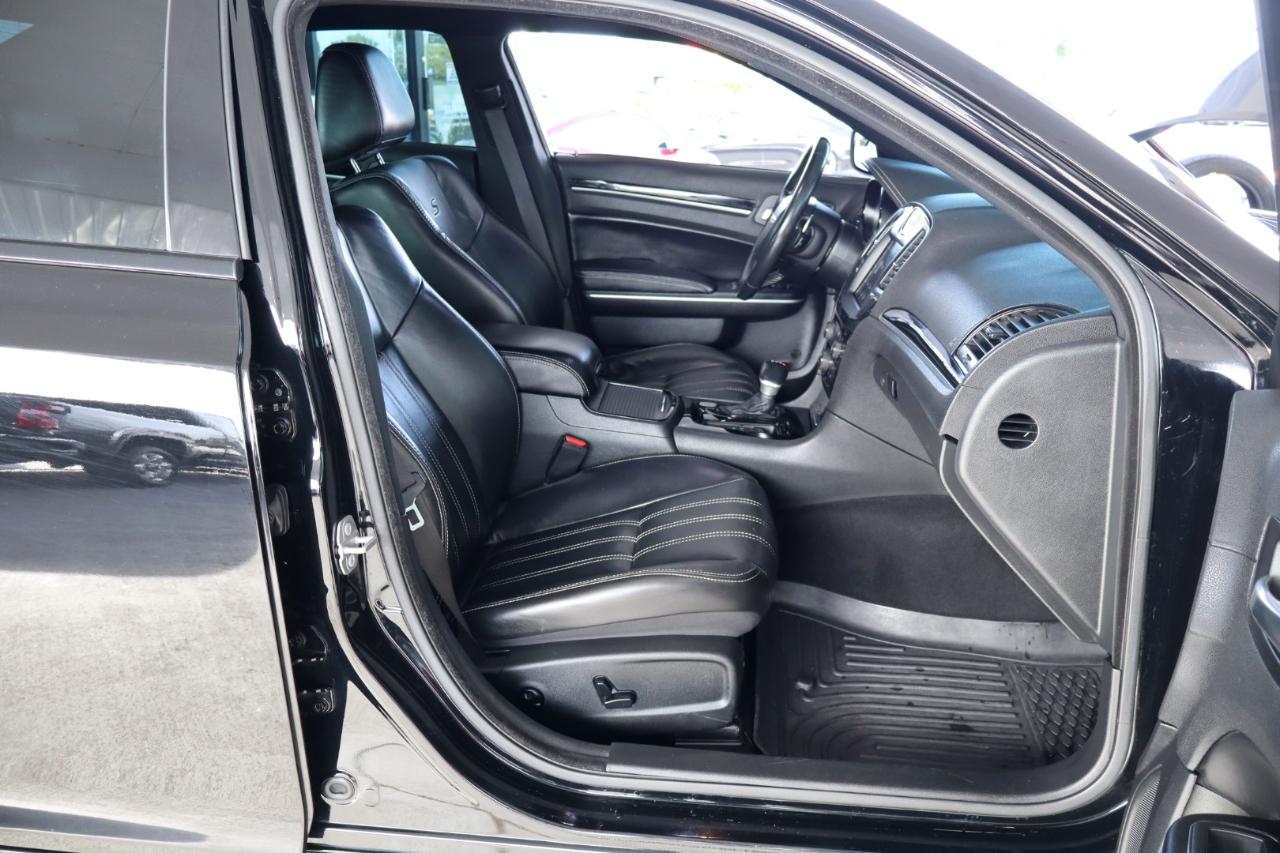 Chrysler 300 300S RWD 2020