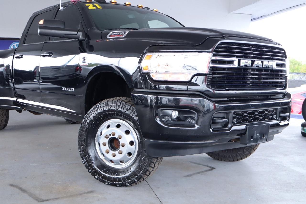 RAM 3500 Lone Star 4x4 Crew Cab 8' Box 2021