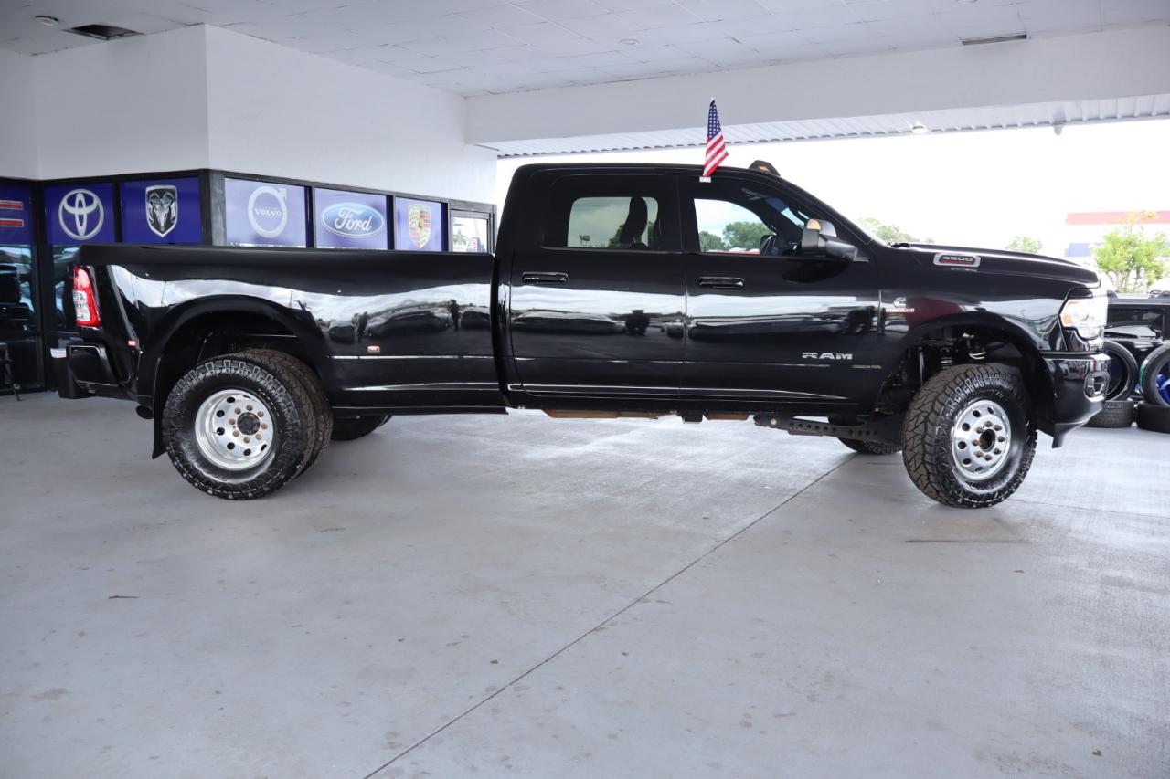 RAM 3500 Lone Star 4x4 Crew Cab 8' Box 2021