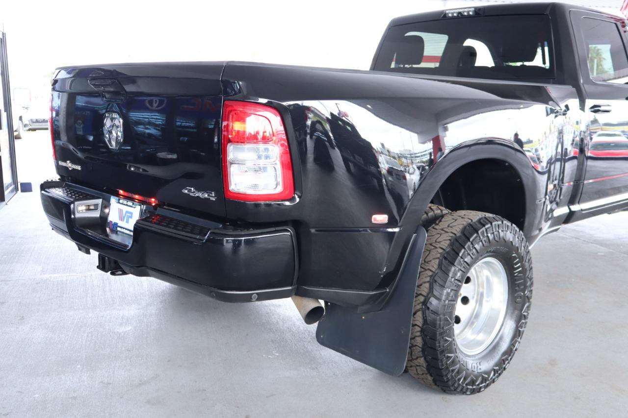 RAM 3500 Lone Star 4x4 Crew Cab 8' Box 2021