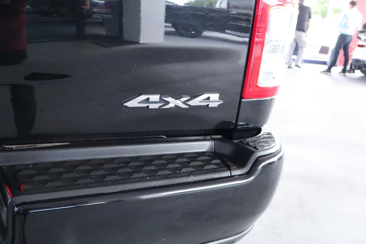 RAM 3500 Lone Star 4x4 Crew Cab 8' Box 2021