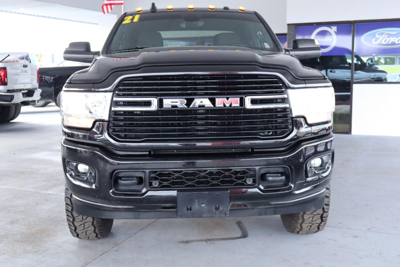 RAM 3500 Lone Star 4x4 Crew Cab 8' Box 2021