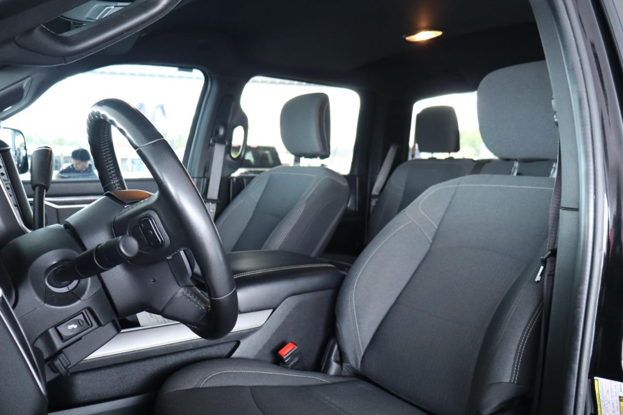 RAM 3500 Lone Star 4x4 Crew Cab 8' Box 2021