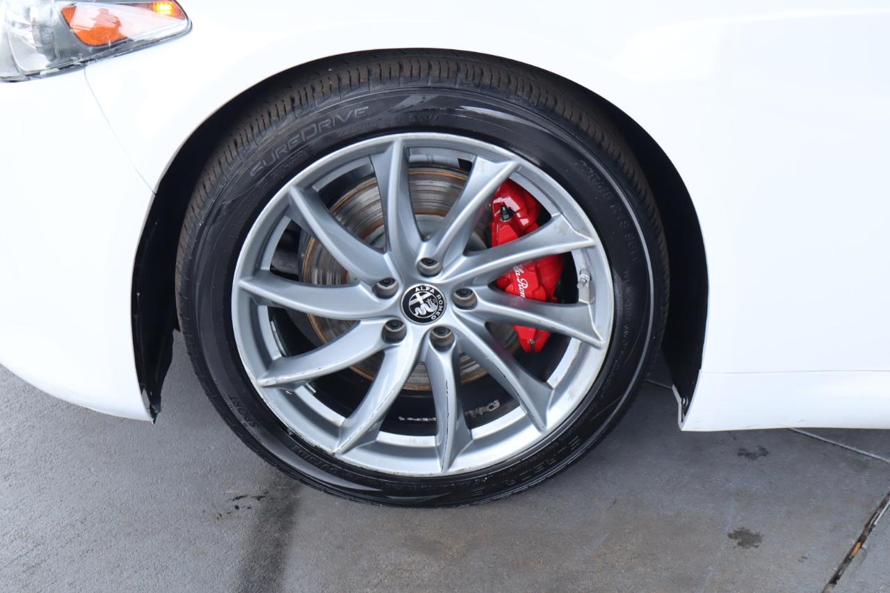 Alfa Romeo Giulia RWD 2022