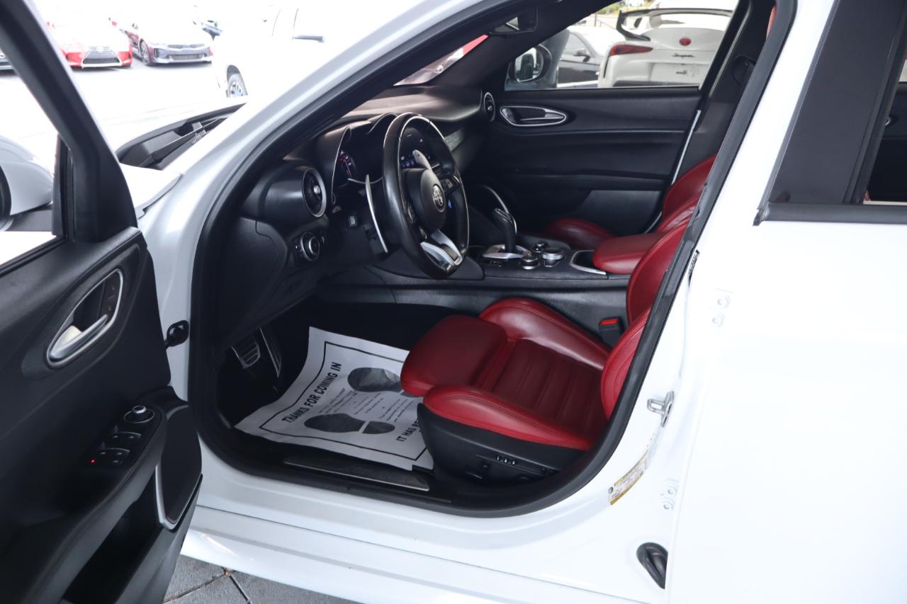 Alfa Romeo Giulia RWD 2022