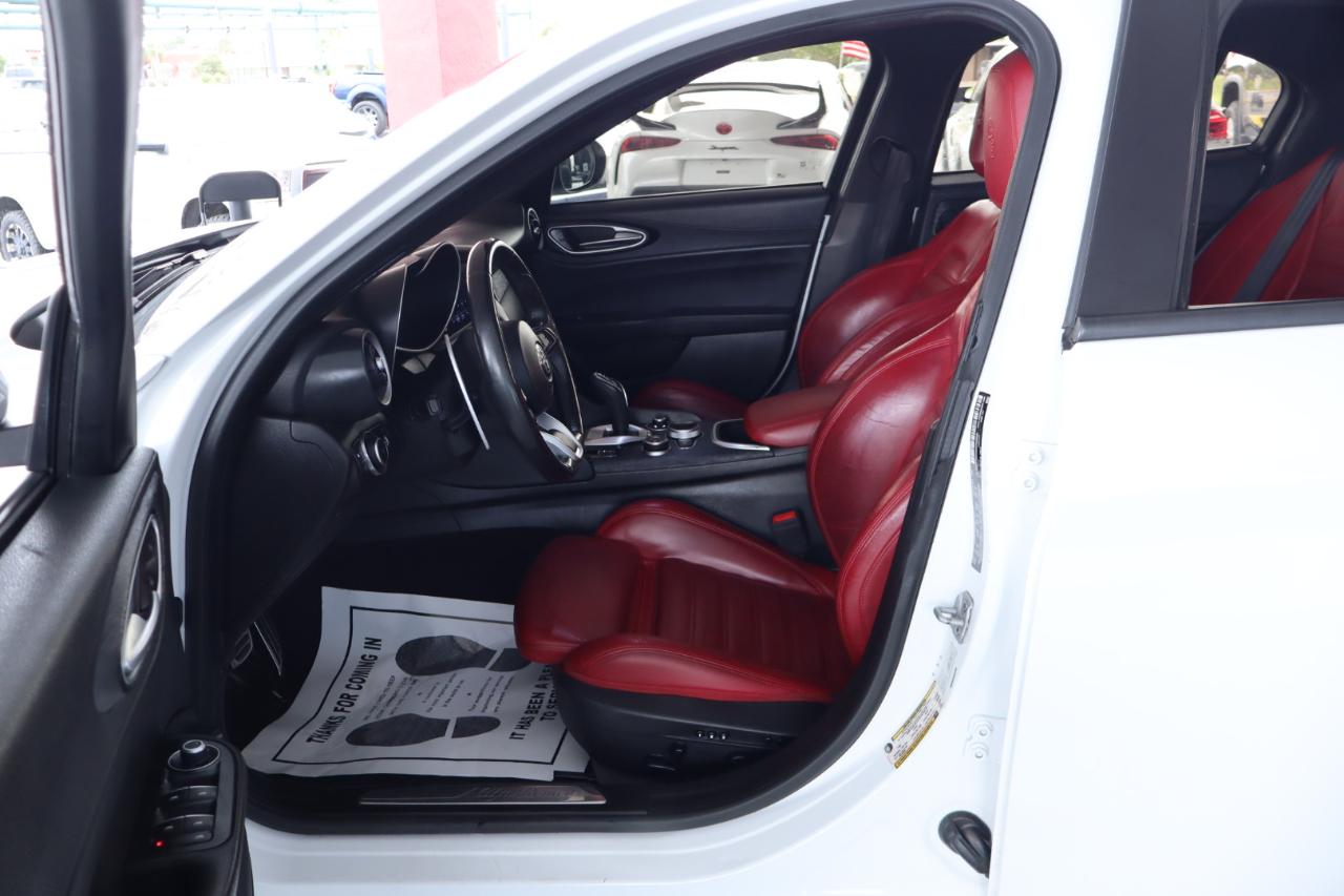 Alfa Romeo Giulia RWD 2022