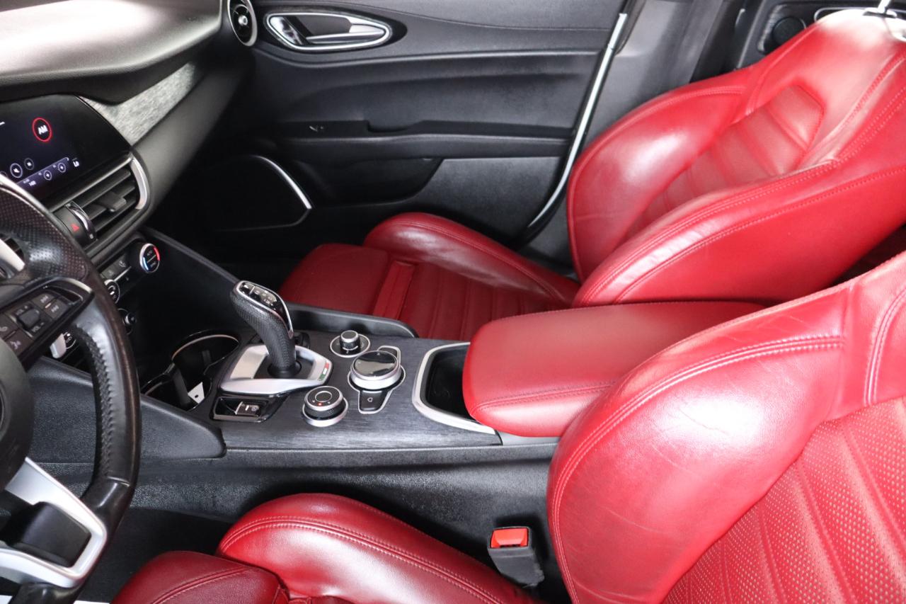 Alfa Romeo Giulia RWD 2022
