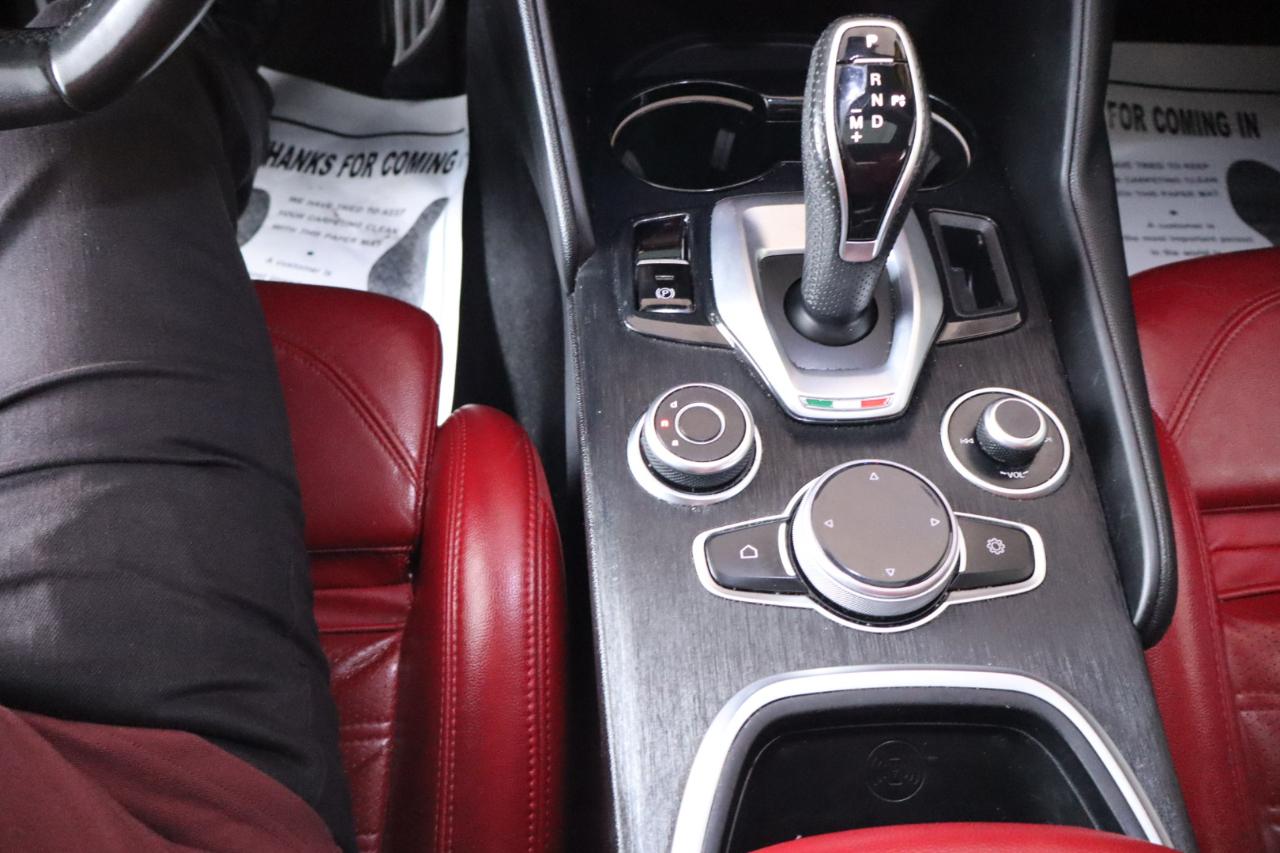 Alfa Romeo Giulia RWD 2022