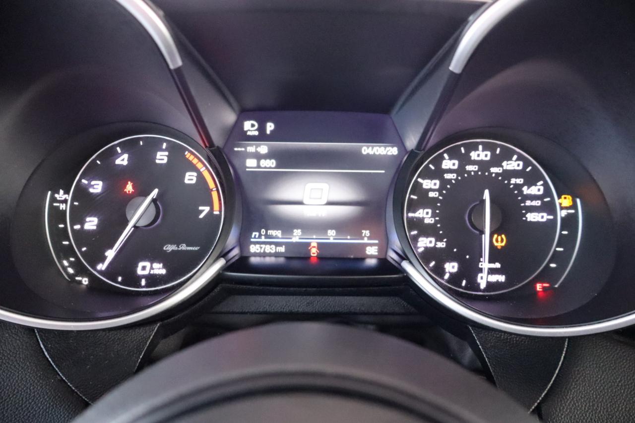 Alfa Romeo Giulia RWD 2022