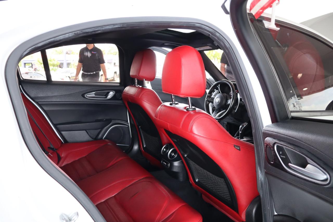 Alfa Romeo Giulia RWD 2022