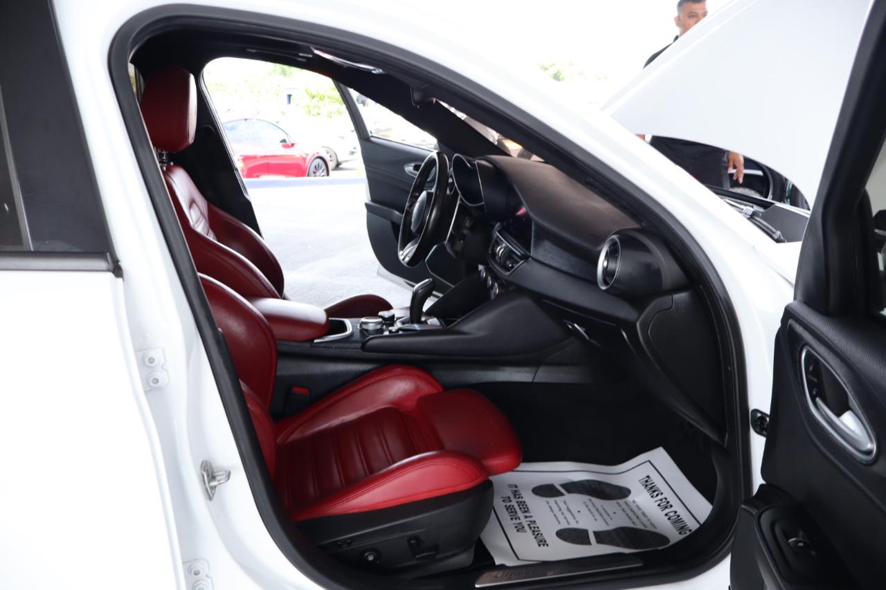 Alfa Romeo Giulia RWD 2022