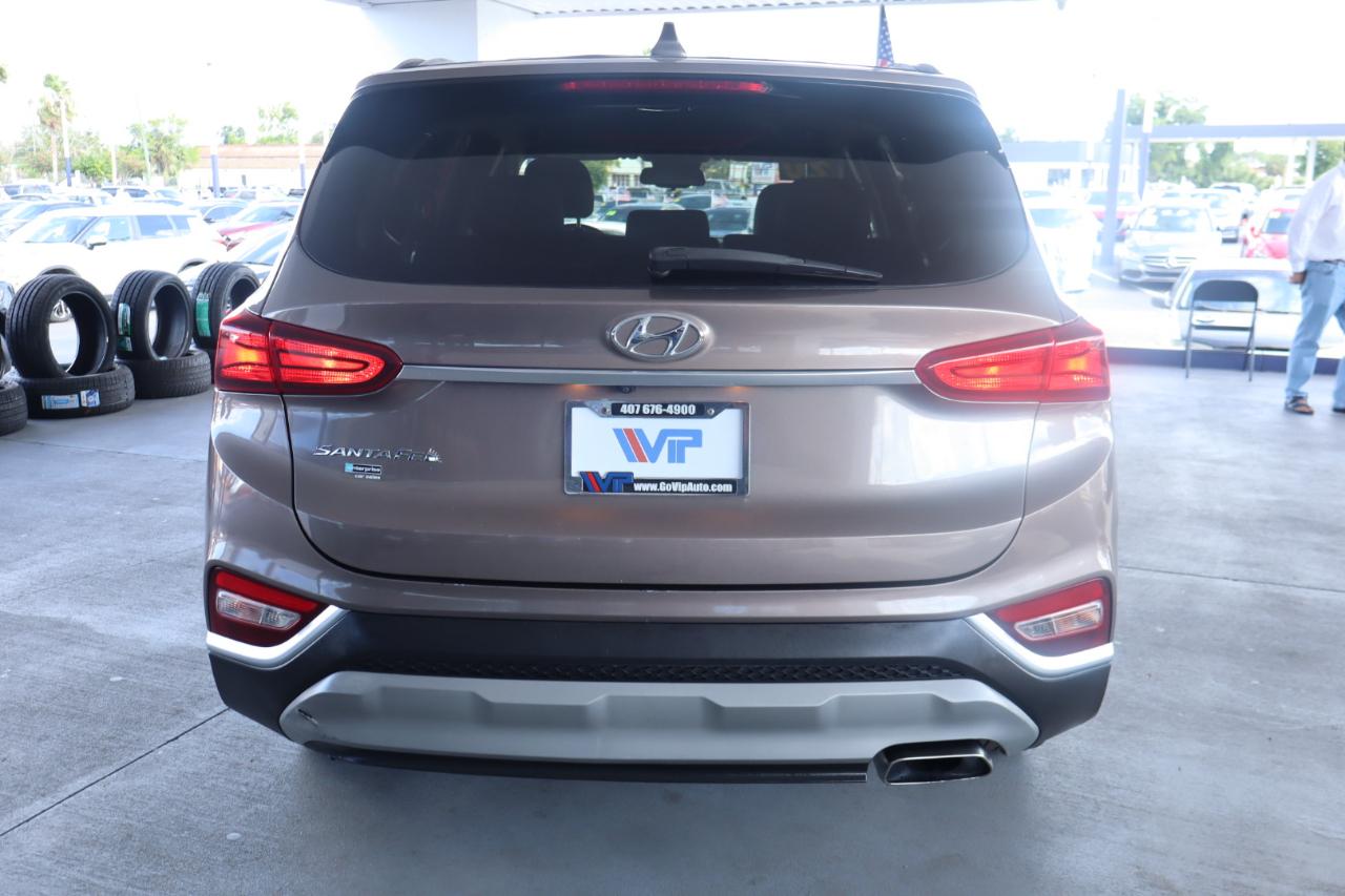 Hyundai Santa Fe SEL 2.4L Auto FWD 2020
