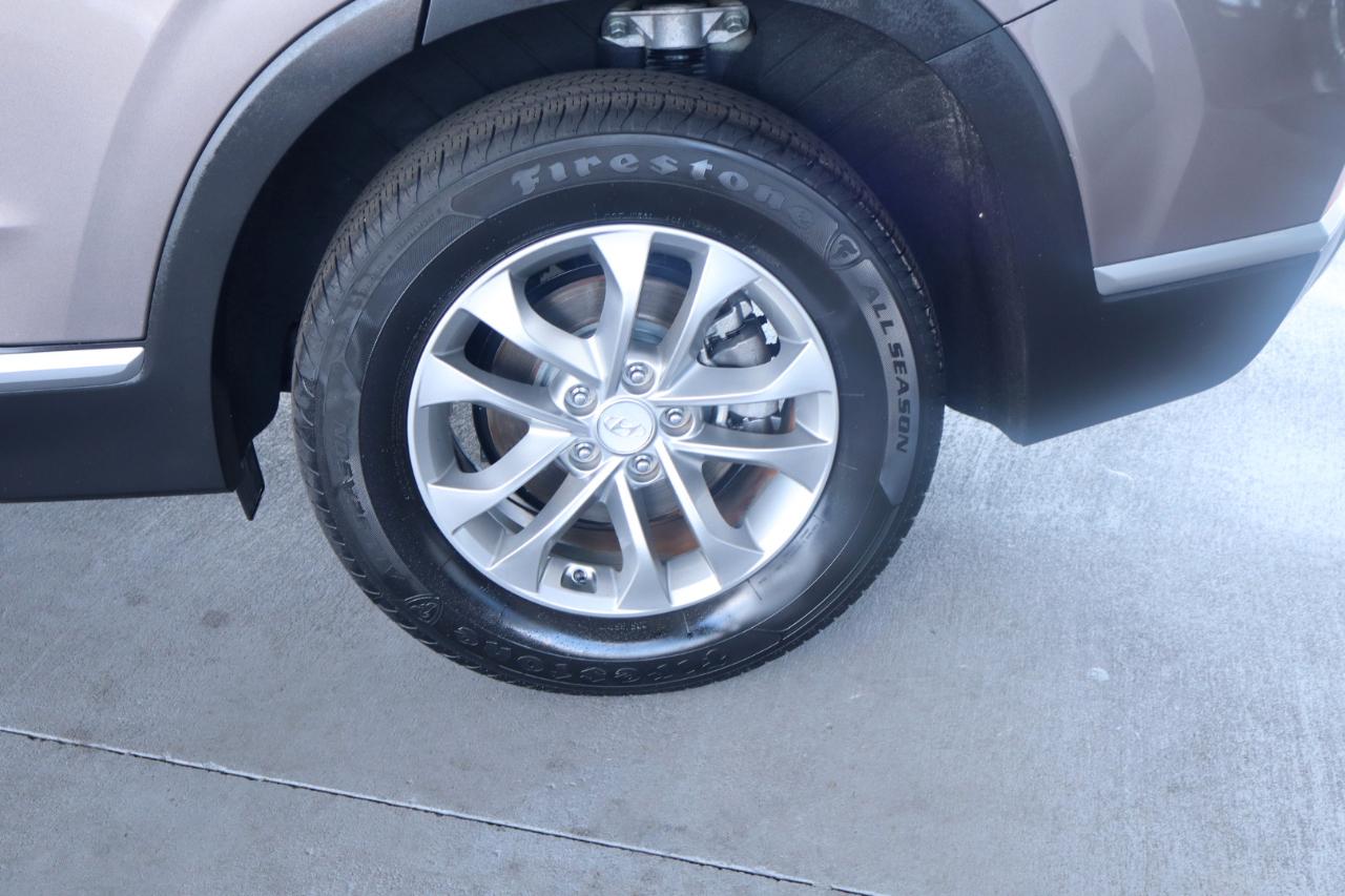 Hyundai Santa Fe SEL 2.4L Auto FWD 2020