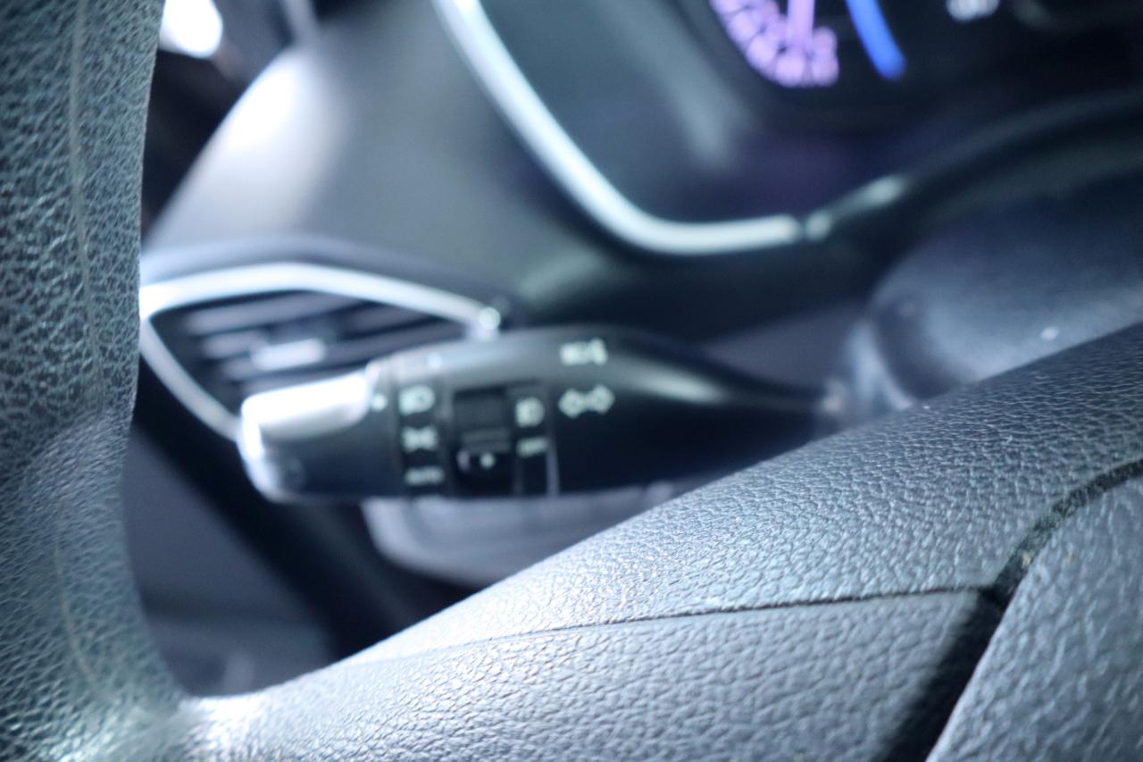 Hyundai Santa Fe SEL 2.4L Auto FWD 2020