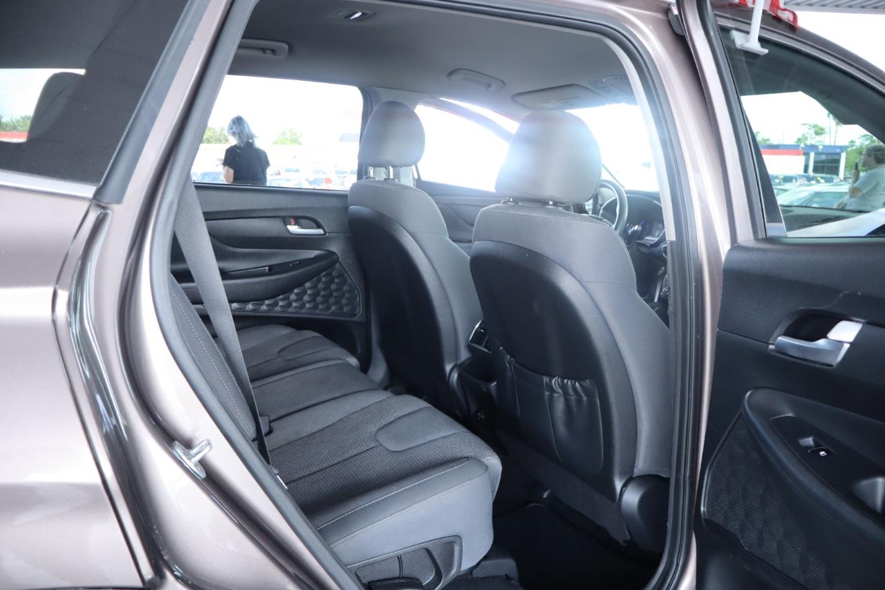 Hyundai Santa Fe SEL 2.4L Auto FWD 2020