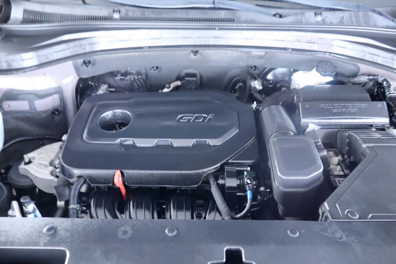 Hyundai Santa Fe SEL 2.4L Auto FWD 2020