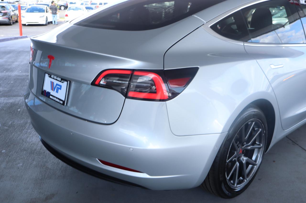 Tesla Model 3 Mid Range Battery RWD 2018
